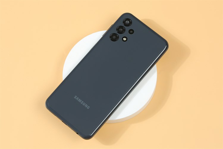 Điện thoại Samsung Galaxy A13 6GB Màu Đen