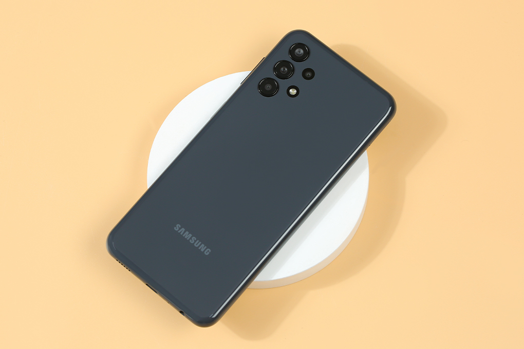 Điện thoại Samsung Galaxy A13 6GB Màu Đen
