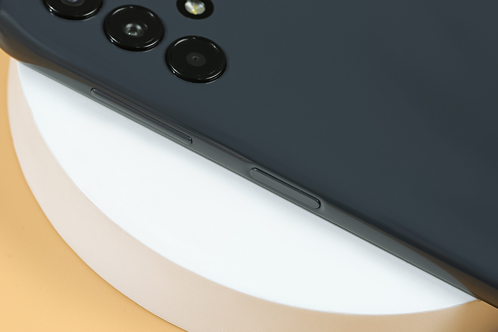 Điện thoại Samsung Galaxy A13 6GB Màu Đen