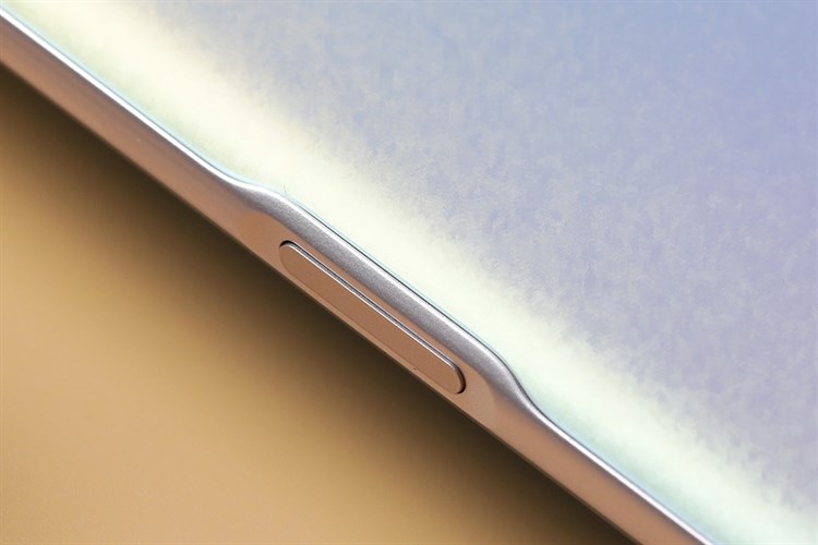 Điện thoại OPPO A96