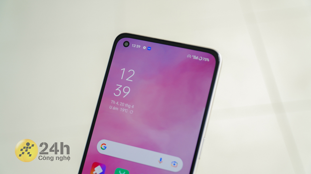 Camera trước - OPPO Reno7