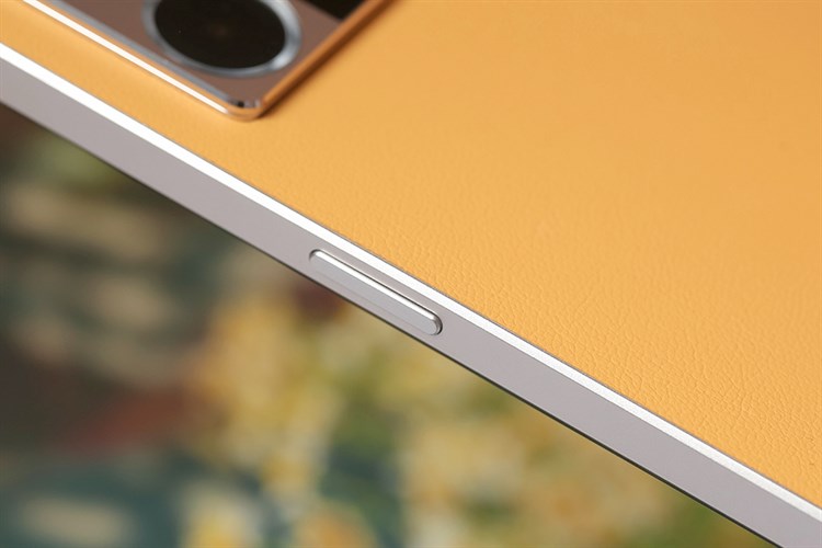 Điện thoại OPPO Reno7 Màu Cam