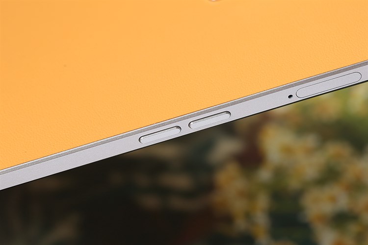 Điện thoại OPPO Reno7 Màu Cam