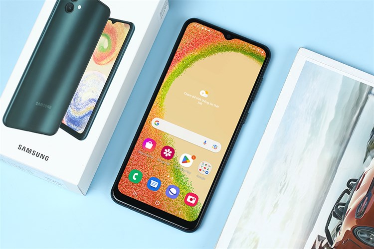 Điện thoại Samsung Galaxy A04 (3GB/32GB) Màu Xanh lá đậm
