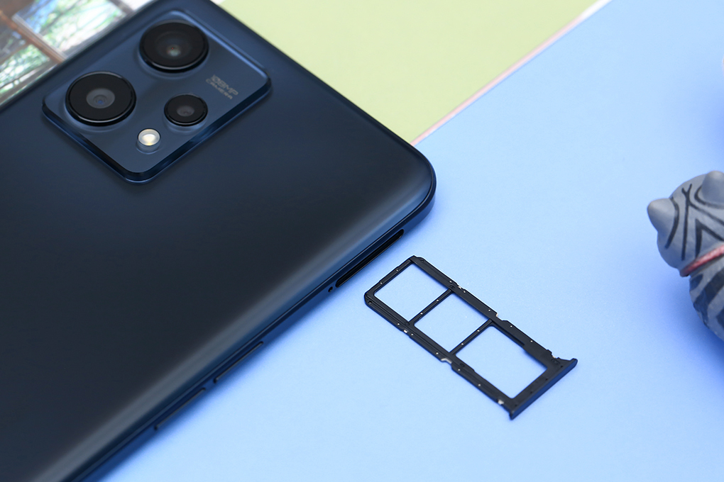 Điện thoại realme 9 4G Màu Đen