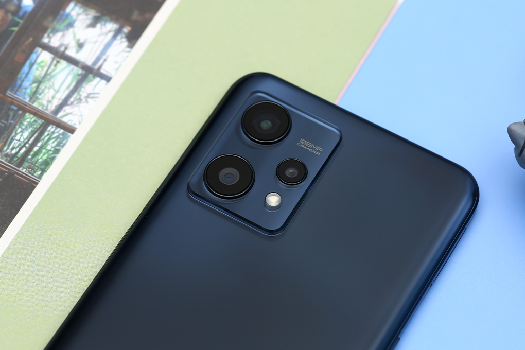 Điện thoại realme 9 4G Màu Đen