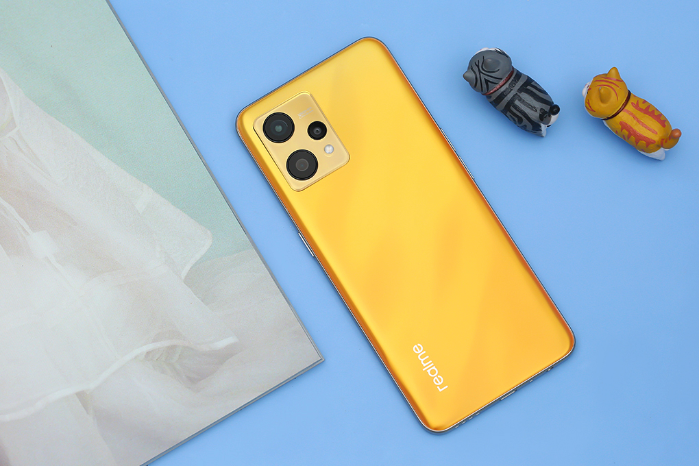 Điện thoại realme 9 4G Màu Vàng