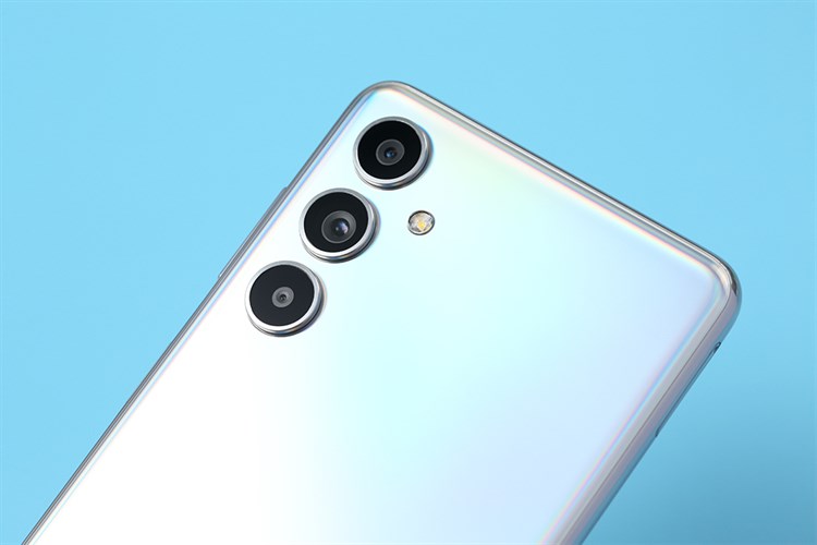 Điện thoại Samsung Galaxy M54 5G 8GB/256GB Màu Bạc