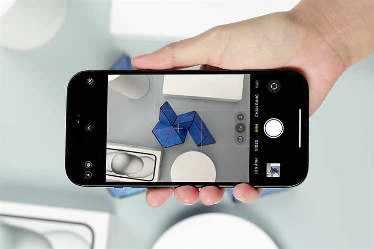 Điện thoại iPhone 15 128GB Màu Đen