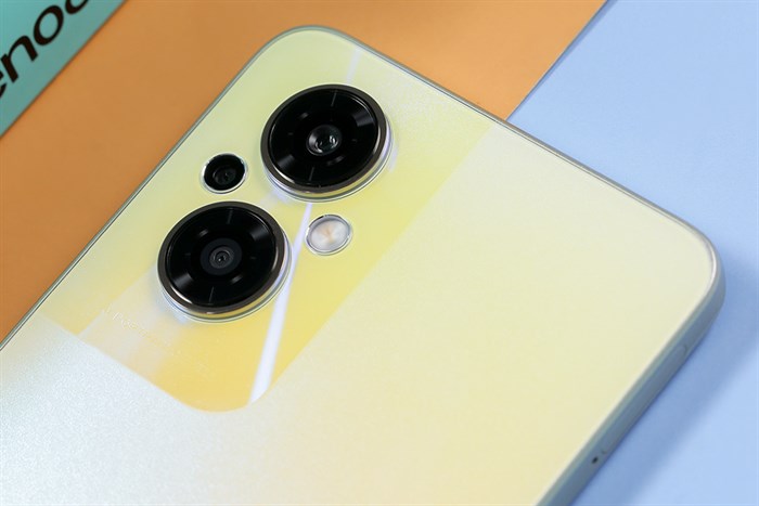 Điện thoại OPPO Reno8 Z 5G Màu Vàng đồng