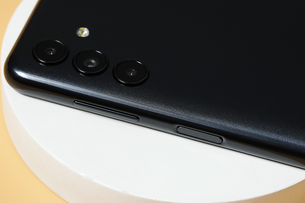 Điện thoại Samsung Galaxy A04s Màu Đen