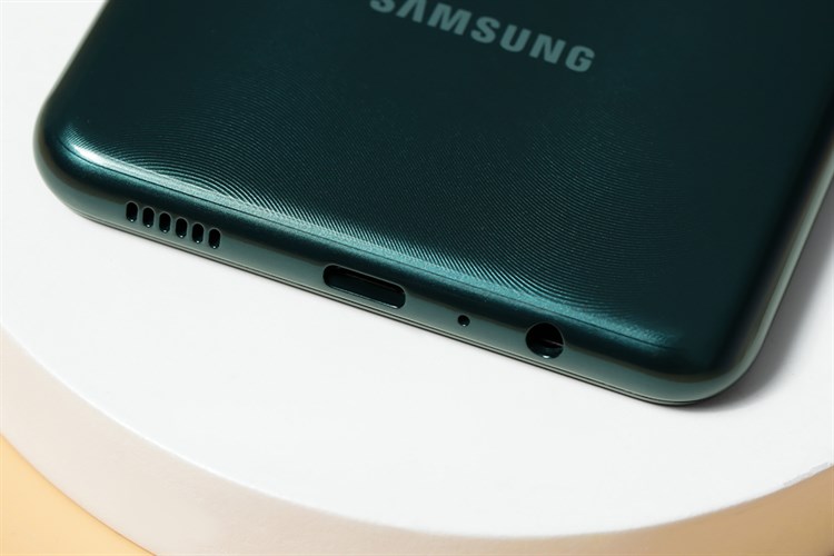 Điện thoại Samsung Galaxy A04s Màu Xanh lá đậm