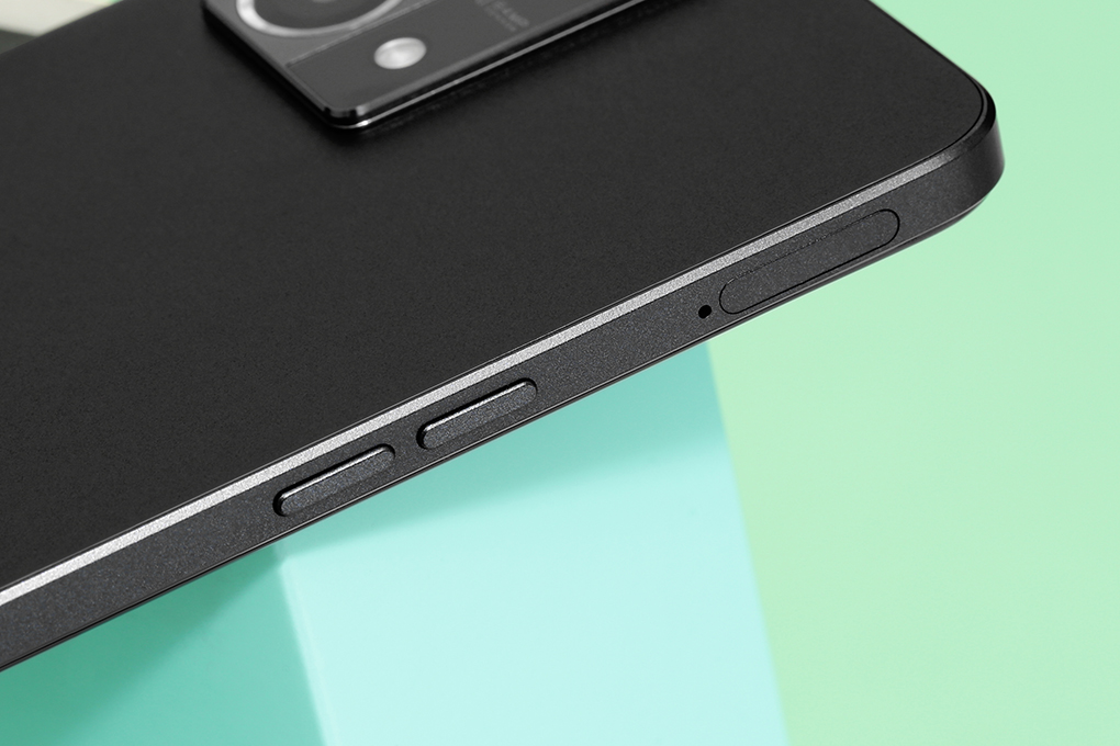OPPO Reno8 - 19