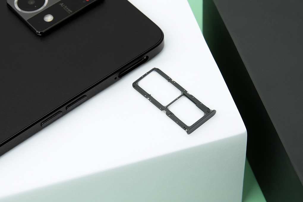 OPPO Reno8 - 25