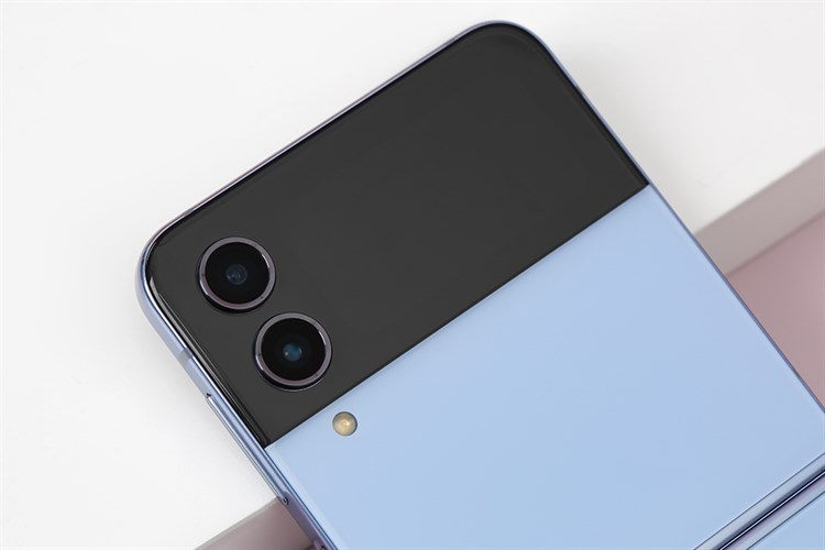 Điện thoại Samsung Galaxy Z Flip4 5G 256GB