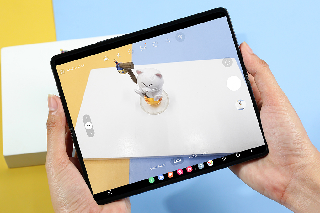 Điện thoại Samsung Galaxy Z Fold4 5G 512GB