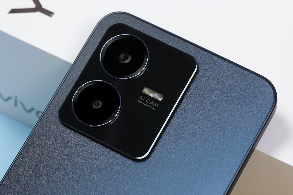 Điện thoại vivo Y22s 8GB Màu Xanh đen