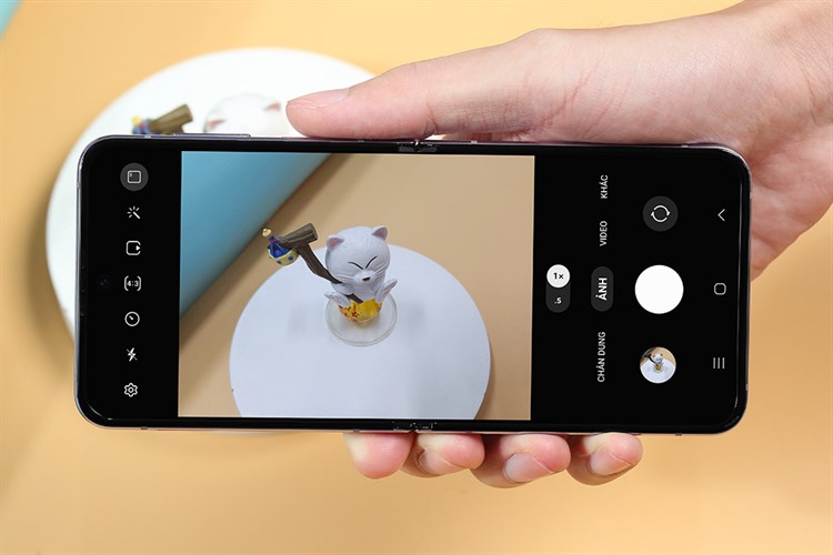 Điện thoại Samsung Galaxy Z Flip4 5G 512GB