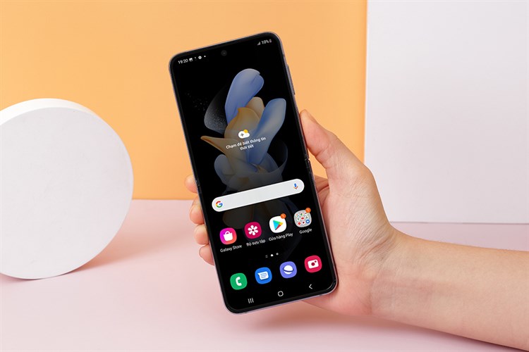 Điện thoại Samsung Galaxy Z Flip4 5G 512GB