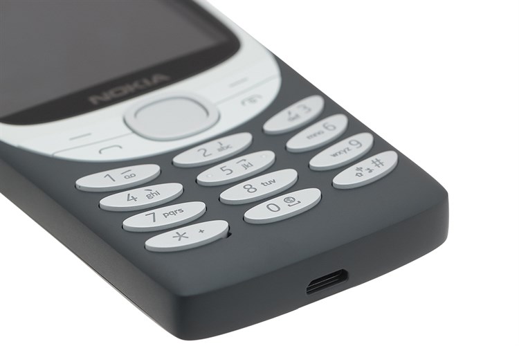 Điện thoại Nokia 8210 4G Màu Xanh