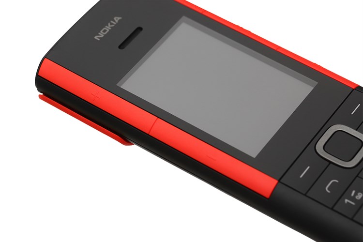 Điện thoại Nokia 5710 Màu Đen