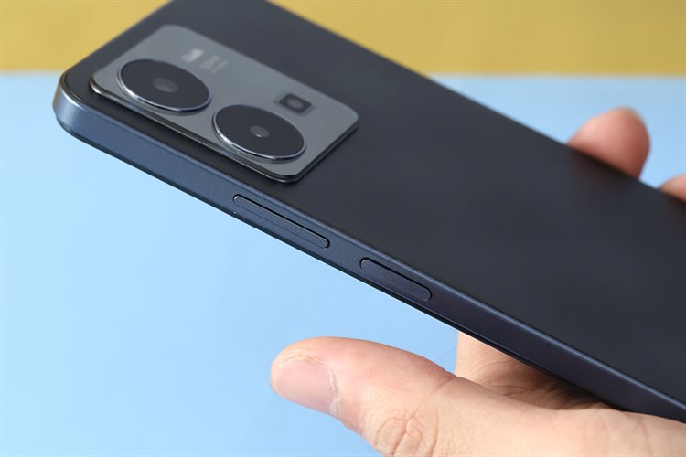 Điện thoại vivo Y35 Màu Đen