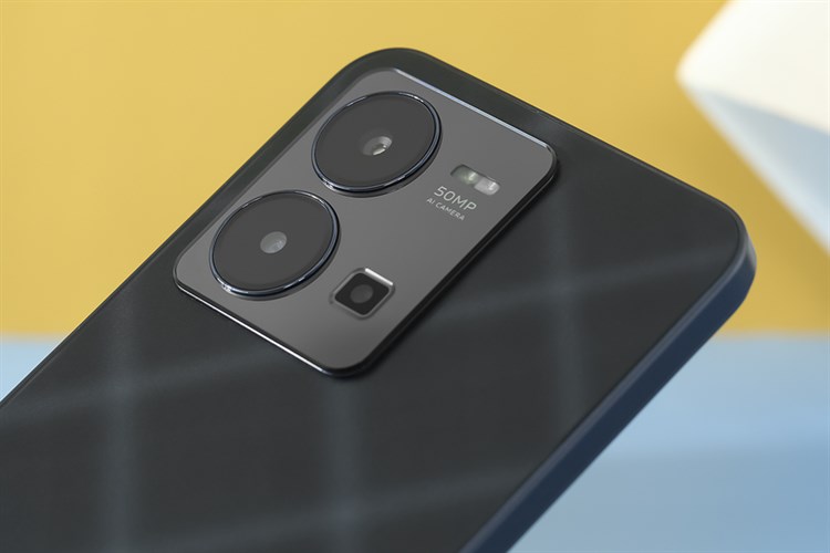 Điện thoại vivo Y35 Màu Đen