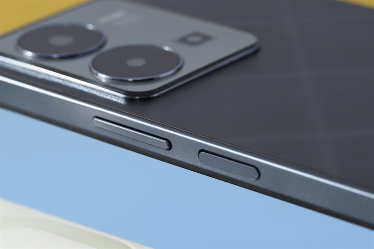 Điện thoại vivo Y35 Màu Đen