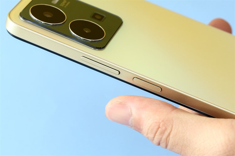 Điện thoại vivo Y35 Màu Vàng