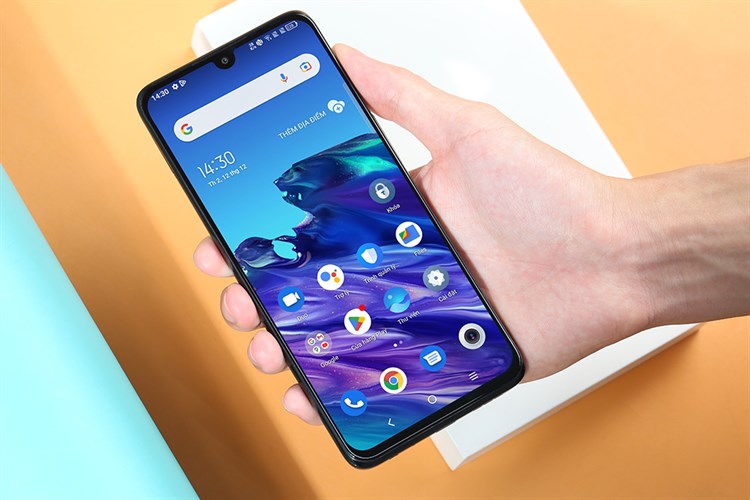 Điện thoại TCL 30+