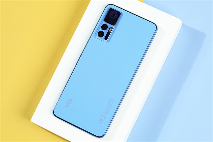 Điện thoại TCL 30+