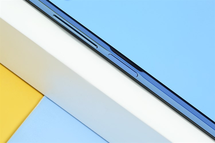 Điện thoại TCL 30+