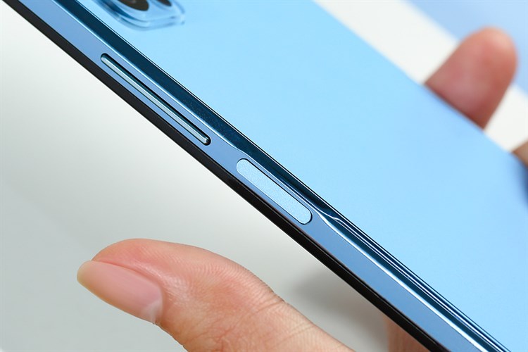 Điện thoại TCL 30+