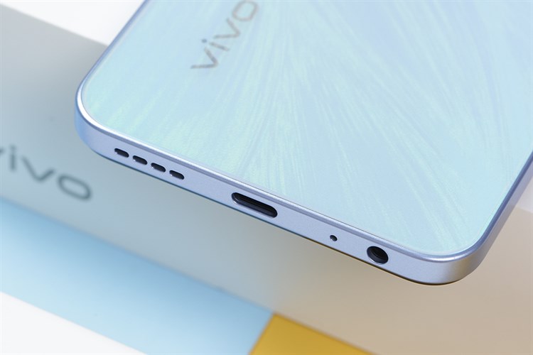 Điện thoại vivo Y22s 4GB Màu Vàng - Xanh dương