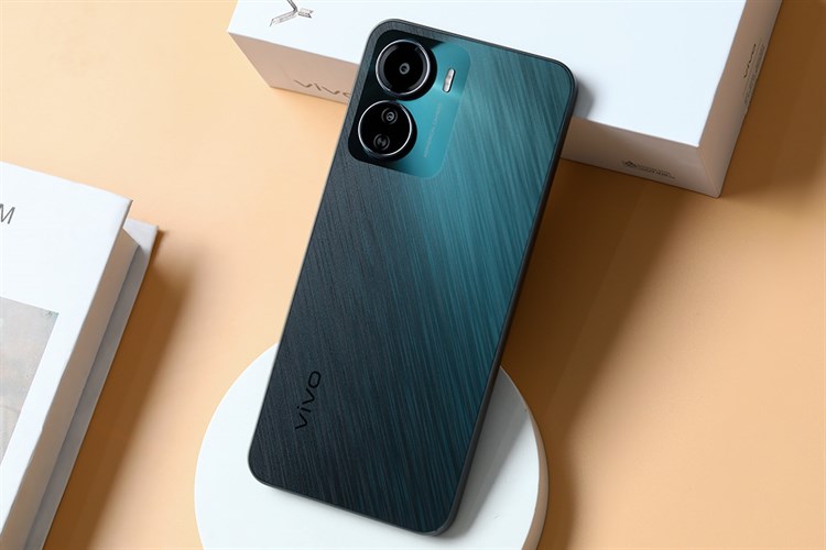 Điện thoại vivo Y16 64GB Màu Đen