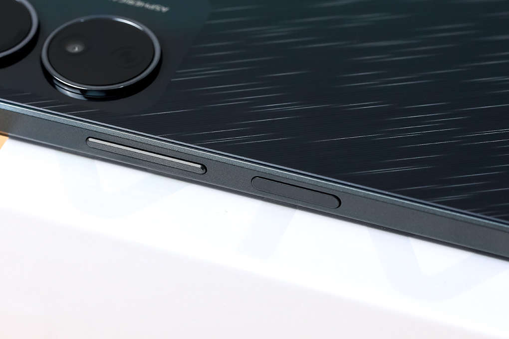 Điện thoại vivo Y16 64GB Màu Đen