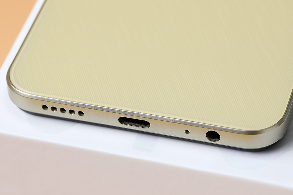 Điện thoại vivo Y16 64GB Màu Vàng