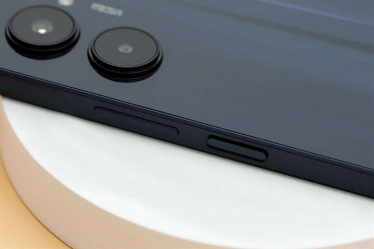 Điện thoại realme C33 (3GB/32GB)