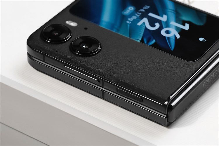 Điện thoại OPPO Find N2 Flip 5G 8GB/256GB Màu Đen