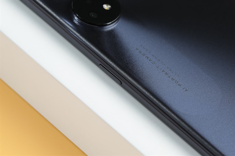 Điện thoại OPPO Reno8 T 8GB/256GB Màu Đen