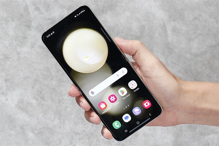 Điện thoại Samsung Galaxy Z Flip5 5G 8GB/256GB Màu Kem