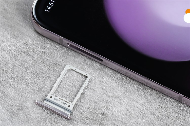 Điện thoại Samsung Galaxy Z Flip5 5G 8GB/256GB Màu Tím nhạt