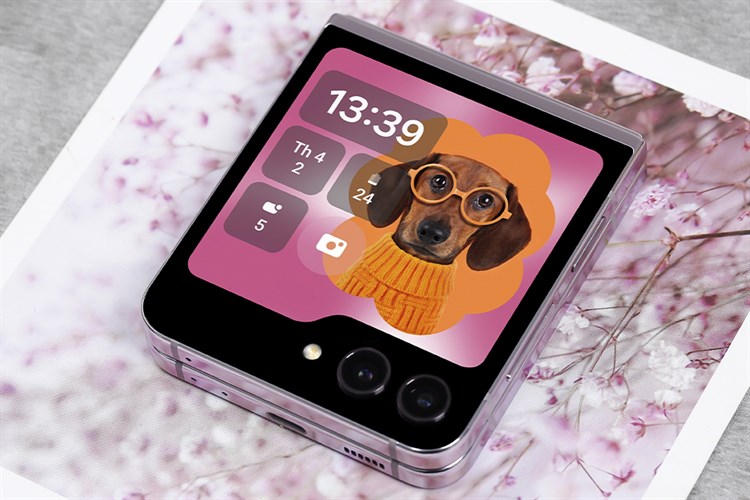 Điện thoại Samsung Galaxy Z Flip5 5G 8GB/256GB Màu Tím nhạt