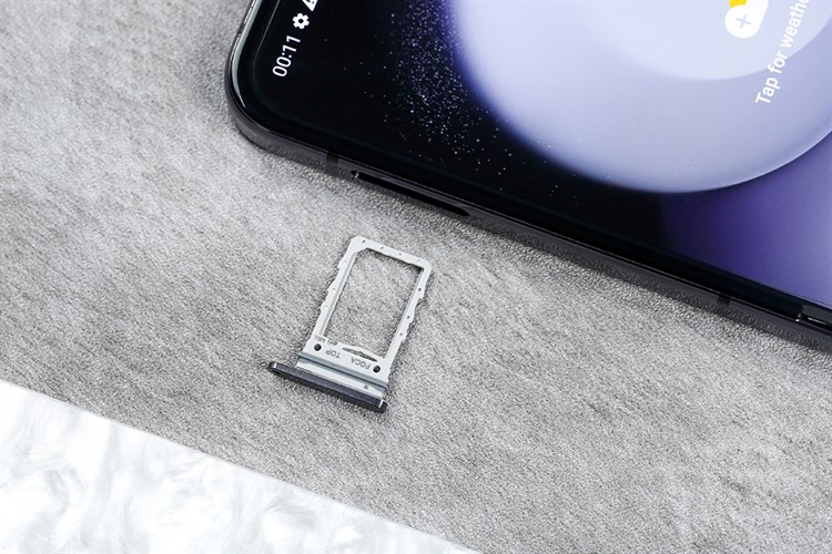 Điện thoại Samsung Galaxy Z Flip5 5G 8GB/256GB Màu Xám