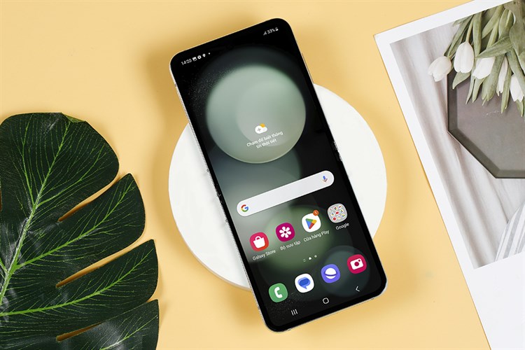 Điện thoại Samsung Galaxy Z Flip5 5G 8GB/256GB Màu Xanh mint