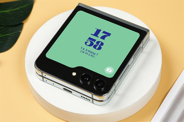 Điện thoại Samsung Galaxy Z Flip5 5G 8GB/256GB Màu Xanh mint