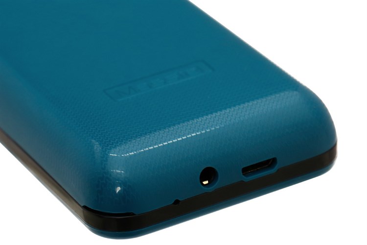 Điện thoại Masstel IZI 26 Màu Xanh Dương