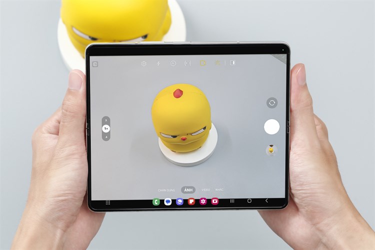 Điện thoại Samsung Galaxy Z Fold5 5G 12GB/256GB Màu Kem