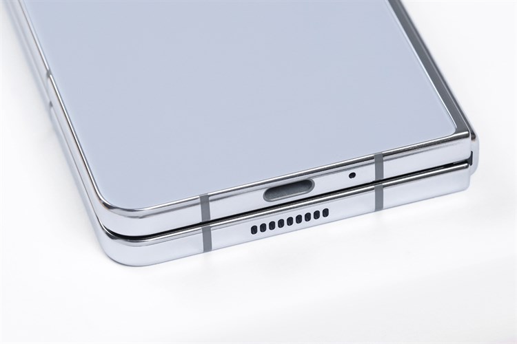 Điện thoại Samsung Galaxy Z Fold5 5G 12GB/256GB Màu Xanh da trời nhạt