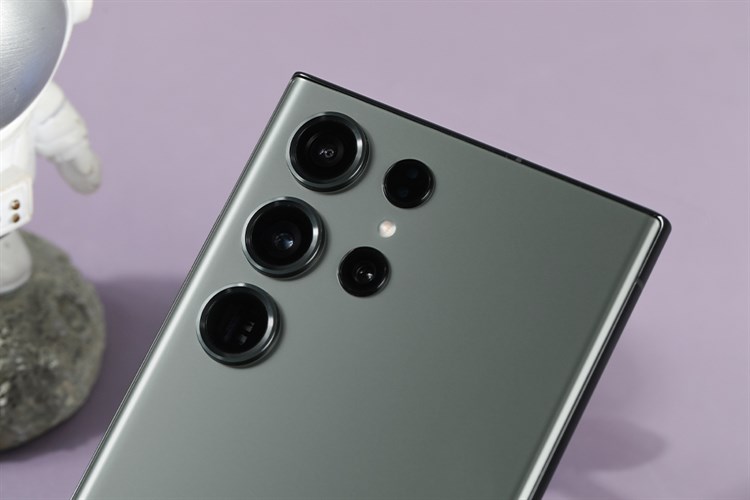 Điện thoại Samsung Galaxy S23 Ultra 5G 12GB/512GB Màu Xanh rêu